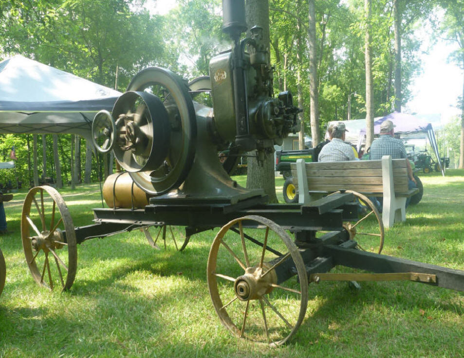 Gas engine